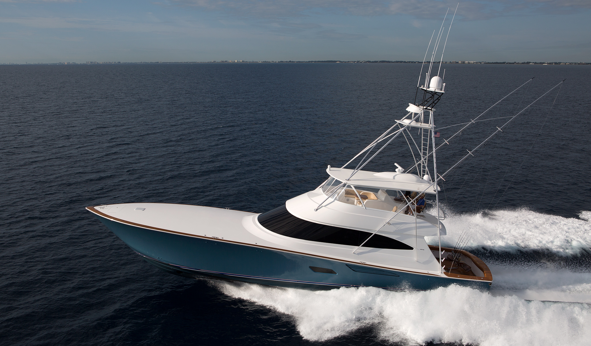 Premium boats and yachts: Viking Yacht Company Viking 80C