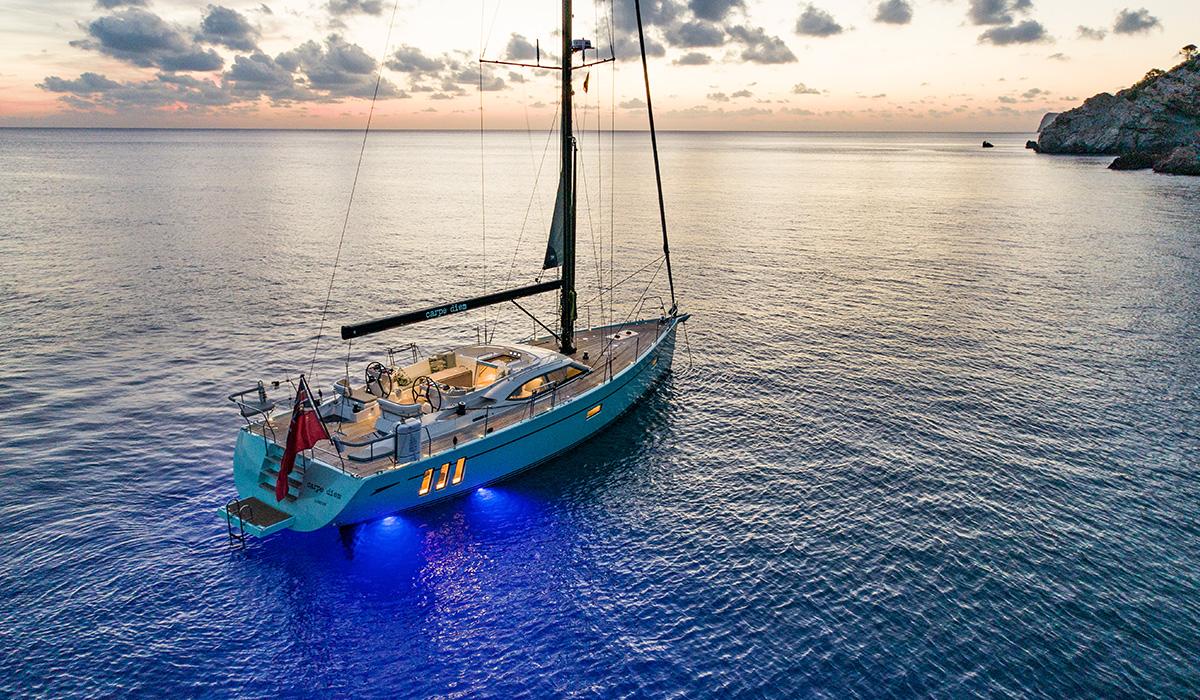 Buy luxury yachts Oyster Yachts Oyster 495